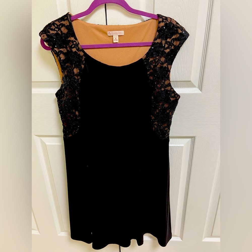 Sleeveless dress